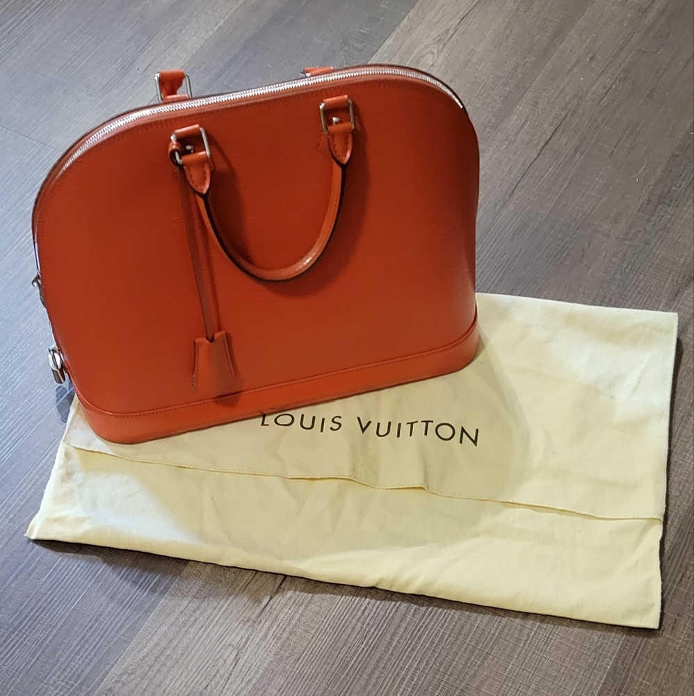 100% Authentic Louis Vuitton Rare Orange Epi Alma PM